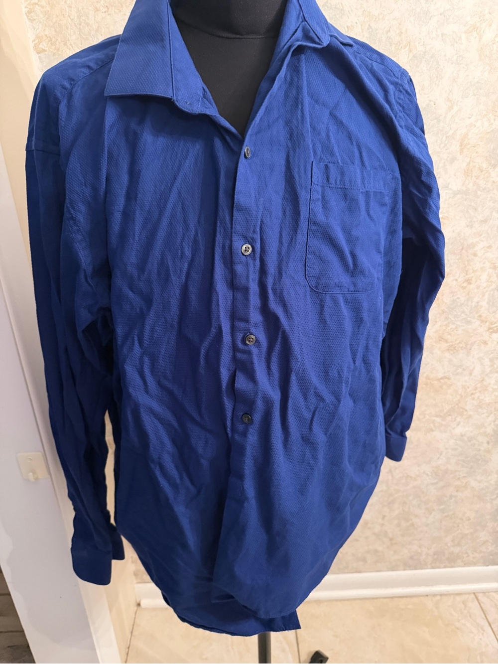 Calvin Klein Men's Button-Up Dress Shirt